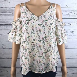 Sienna Sky Tops (NWOT)